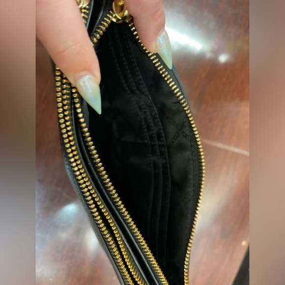 Michael Kors cross body - Picture 4 of 12